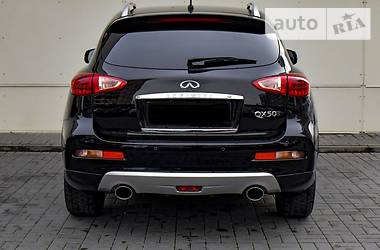 Внедорожник / Кроссовер Infiniti QX50 2016 в Одессе