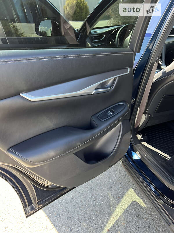 Внедорожник / Кроссовер Infiniti QX50 2018 в Ужгороде
