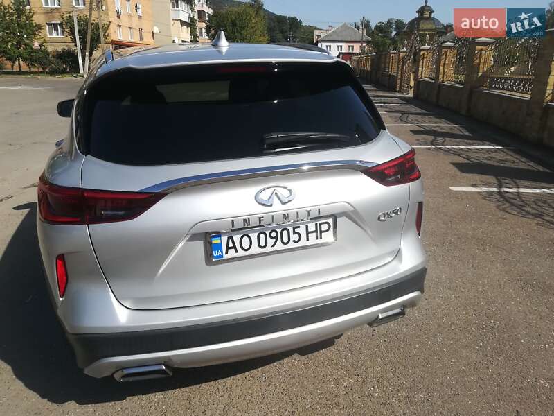 Внедорожник / Кроссовер Infiniti QX50 2018 в Виноградове