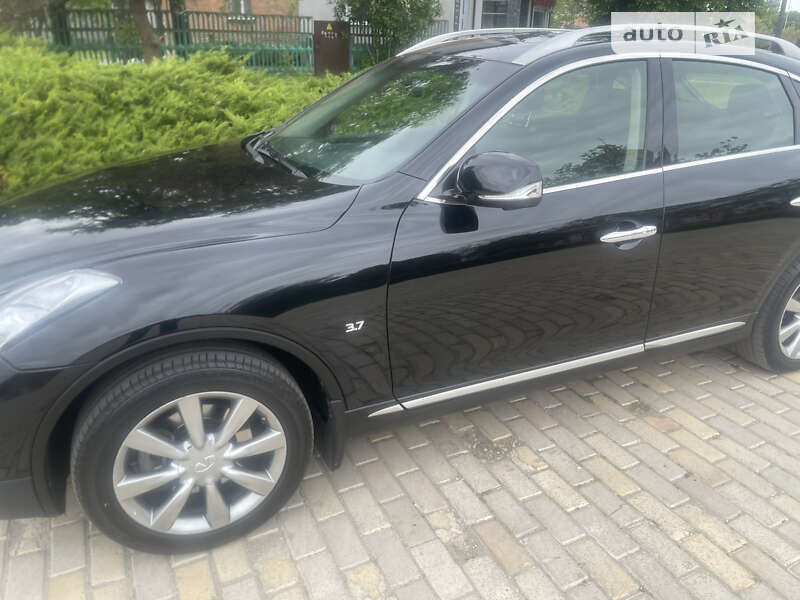 Внедорожник / Кроссовер Infiniti QX50 2017 в Белой Церкви