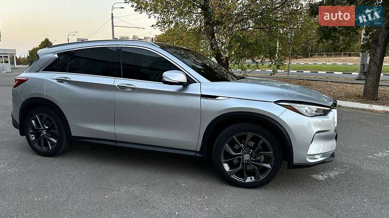 Позашляховик / Кросовер Infiniti QX50 2018 в 