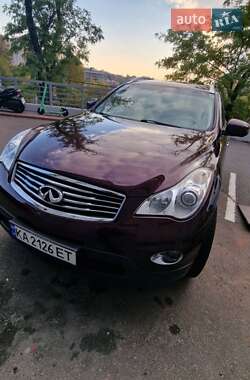 Позашляховик / Кросовер Infiniti QX50 2014 в Києві