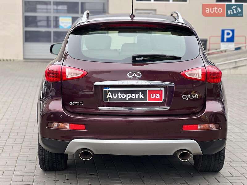 Внедорожник / Кроссовер Infiniti QX50 2016 в Одессе