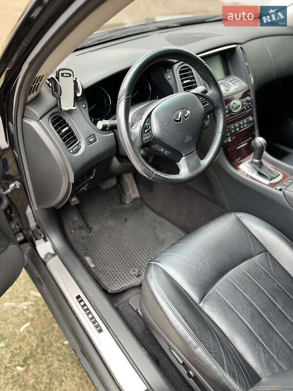 Внедорожник / Кроссовер Infiniti QX50 2017 в Полтаве фото 9 Внедорожник / Кроссовер Infiniti QX50 2017 в Полтаве
