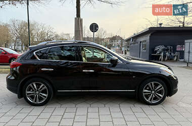 Внедорожник / Кроссовер Infiniti QX50 2014 в Львове