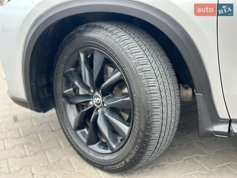 Внедорожник / Кроссовер Infiniti QX50 2018 в Одессе