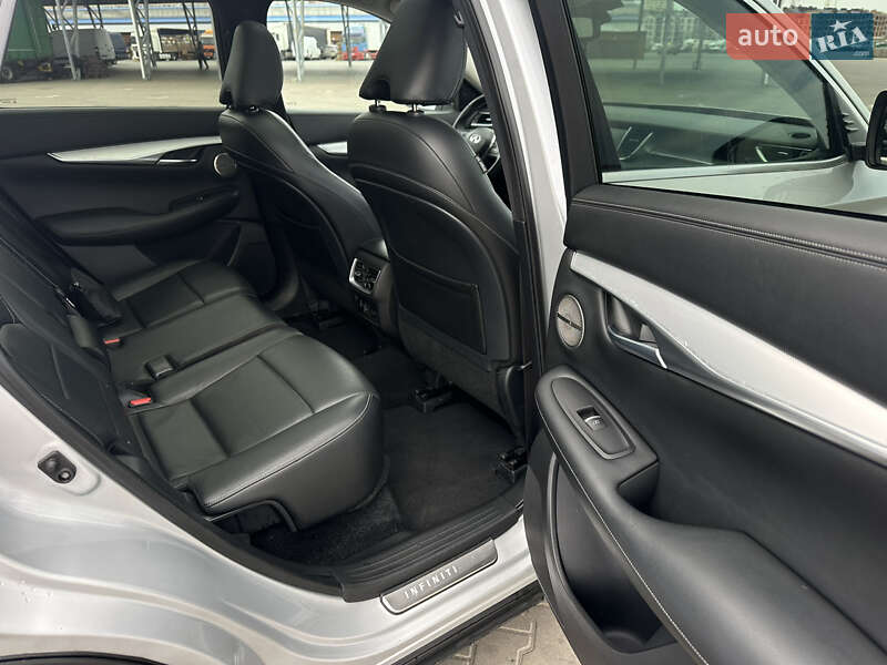 Внедорожник / Кроссовер Infiniti QX50 2018 в Одессе