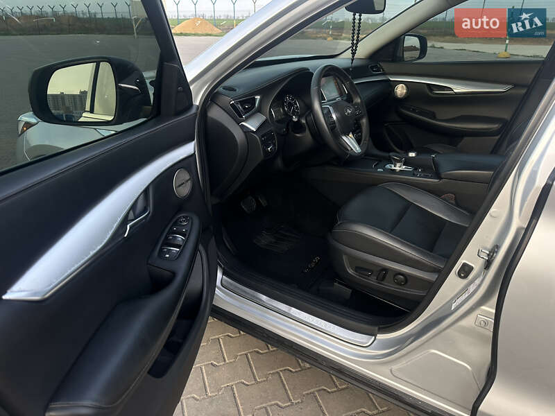 Внедорожник / Кроссовер Infiniti QX50 2018 в Одессе