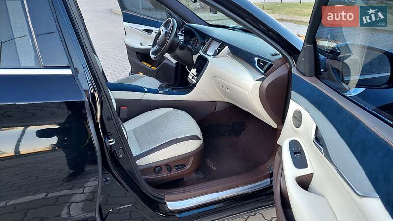 Внедорожник / Кроссовер Infiniti QX50 2018 в Бродах