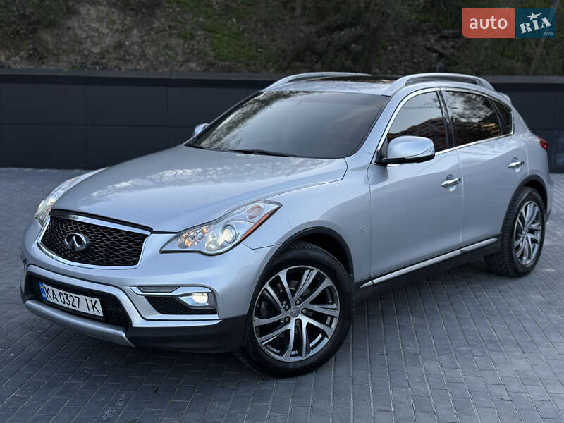 Внедорожник / Кроссовер Infiniti QX50 2017 в 