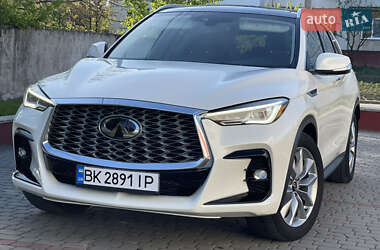 Внедорожник / Кроссовер Infiniti QX50 2021 в 