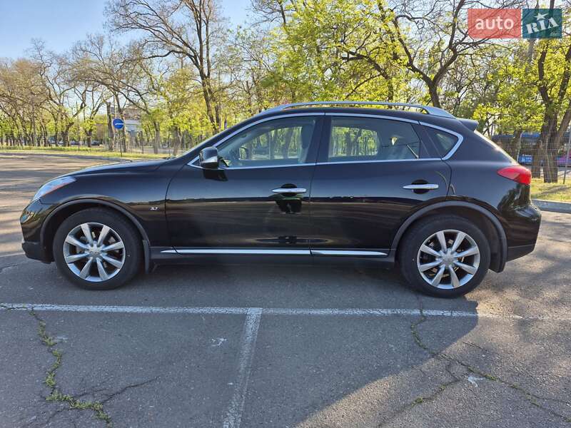 Позашляховик / Кросовер Infiniti QX50 2017 в Миколаєві