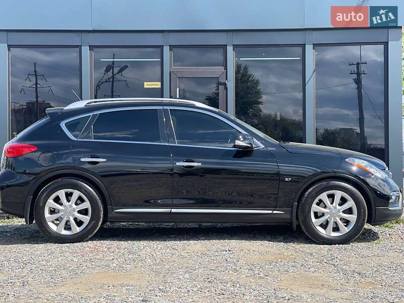 Внедорожник / Кроссовер Infiniti QX50 2017 в Киеве