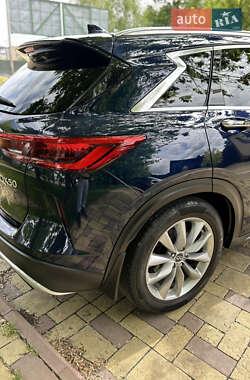 Внедорожник / Кроссовер Infiniti QX50 2019 в 