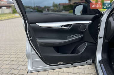 Позашляховик / Кросовер Infiniti QX50 2020 в 