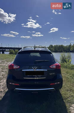 Внедорожник / Кроссовер Infiniti QX50 2016 в 
