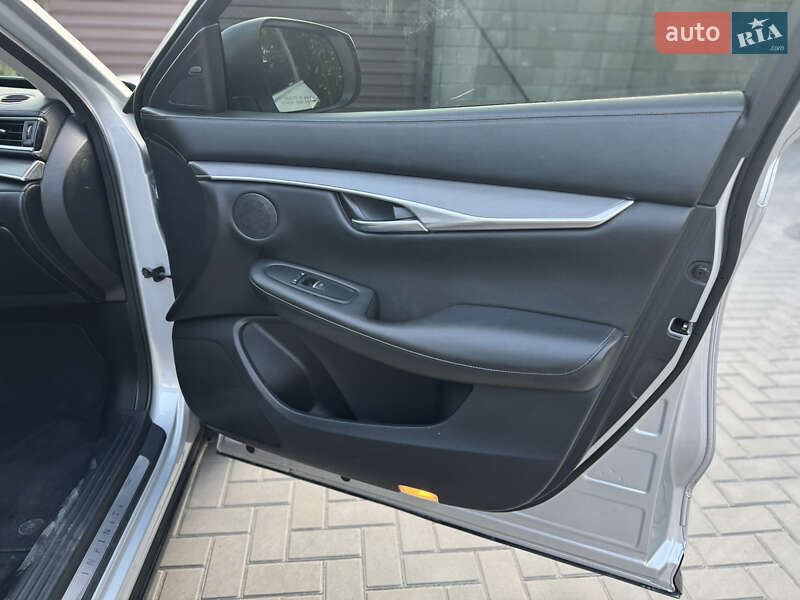Позашляховик / Кросовер Infiniti QX50 2020 в Кам'янському
