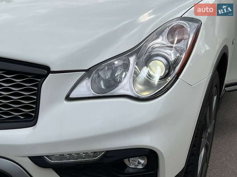 Позашляховик / Кросовер Infiniti QX50 2016 в Києві