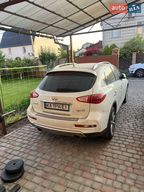 Внедорожник / Кроссовер Infiniti QX50 2017 в Киеве