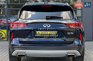 Позашляховик / Кросовер Infiniti QX50 2020 в 