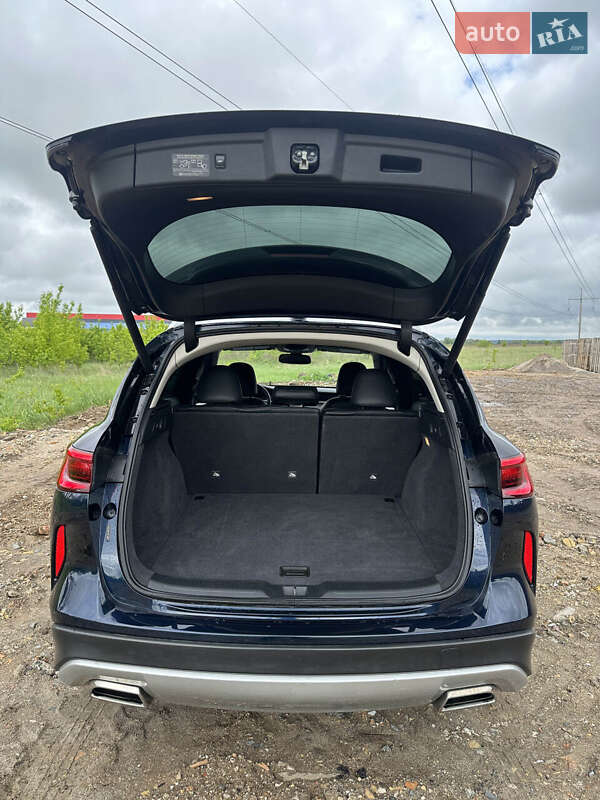 Позашляховик / Кросовер Infiniti QX50 2019 в Білогородці