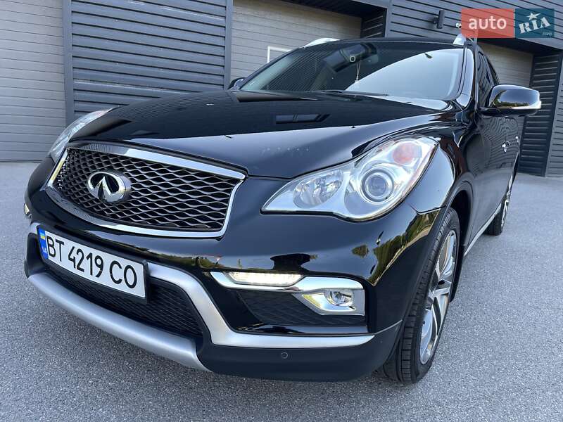 Позашляховик / Кросовер Infiniti QX50 2016 в Харкові