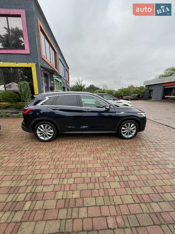 Внедорожник / Кроссовер Infiniti QX50 2019 в Коростене