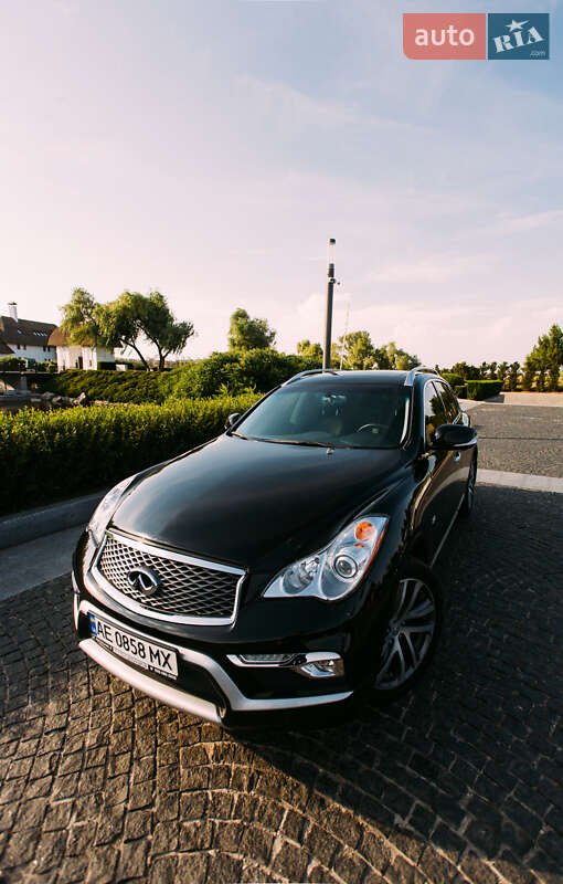 Внедорожник / Кроссовер Infiniti QX50 2017 в Ивано-Франковске