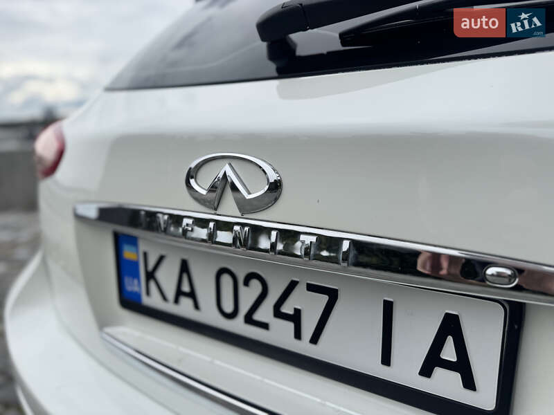 Внедорожник / Кроссовер Infiniti QX50 2017 в Жмеринке