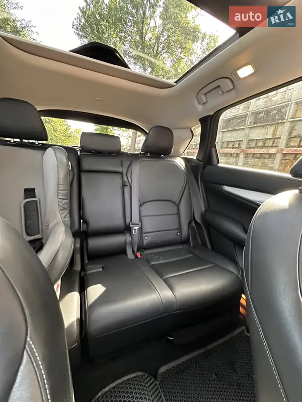 Infiniti QX50 2018 VIN 3PCAJ5M30KF104706 фото оголошення 33 з 79