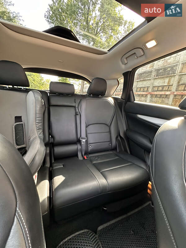 Позашляховик / Кросовер Infiniti QX50 2018 в Львові
