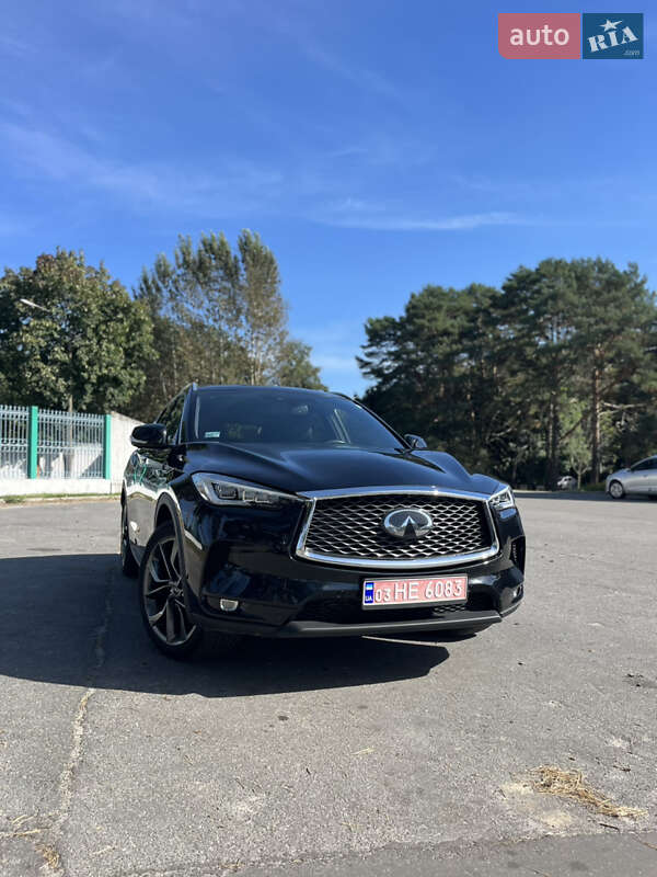 Внедорожник / Кроссовер Infiniti QX50 2019 в Вараше