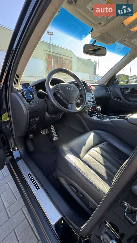 Внедорожник / Кроссовер Infiniti QX50 2017 в Маневичах