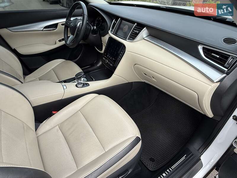 Внедорожник / Кроссовер Infiniti QX50 2018 в Киеве