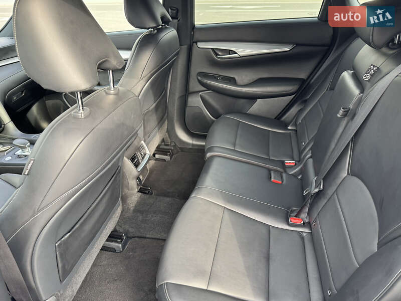 Позашляховик / Кросовер Infiniti QX50 2021 в Полтаві