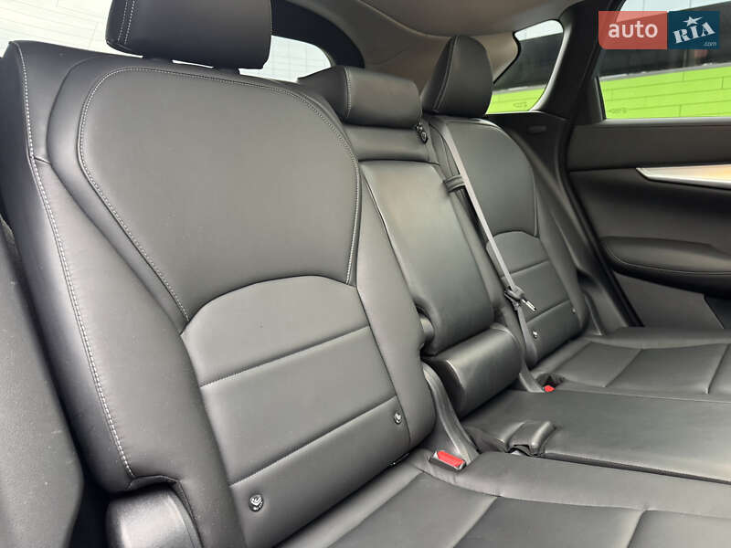 Внедорожник / Кроссовер Infiniti QX50 2019 в Киеве