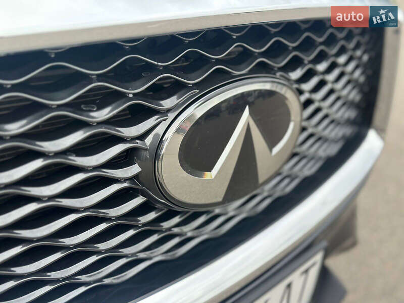Внедорожник / Кроссовер Infiniti QX50 2018 в Киеве