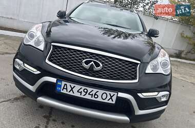 Внедорожник / Кроссовер Infiniti QX50 2016 в 