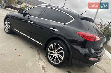 Внедорожник / Кроссовер Infiniti QX50 2016 в 