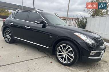 Внедорожник / Кроссовер Infiniti QX50 2016 в 