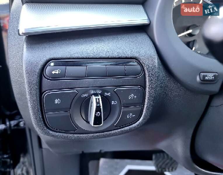 Внедорожник / Кроссовер Infiniti QX50 2019 в Киеве фото 46 Внедорожник / Кроссовер Infiniti QX50 2019 в Киеве