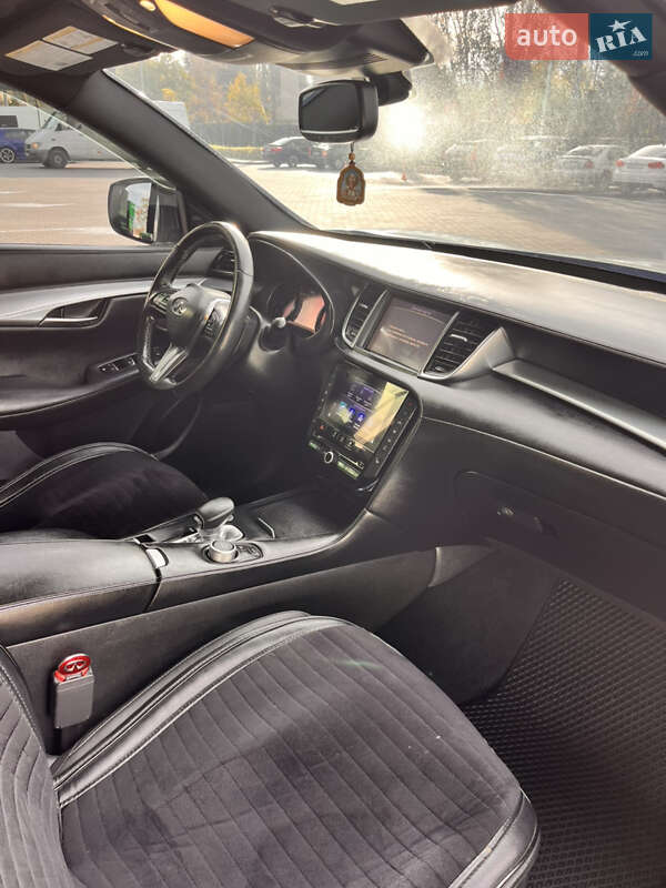 Внедорожник / Кроссовер Infiniti QX50 2019 в Одессе фото 24 Внедорожник / Кроссовер Infiniti QX50 2019 в Одессе