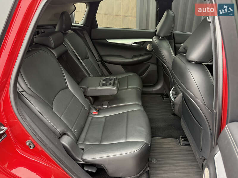 Внедорожник / Кроссовер Infiniti QX50 2018 в Киеве