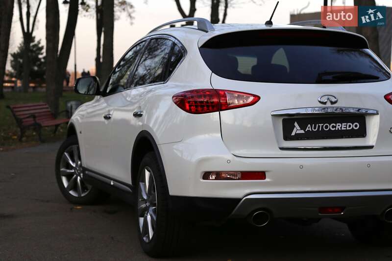 Внедорожник / Кроссовер Infiniti QX50 2017 в Киеве