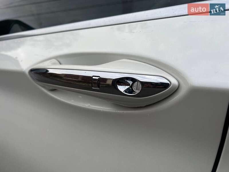 Позашляховик / Кросовер Infiniti QX50 2019 в Києві