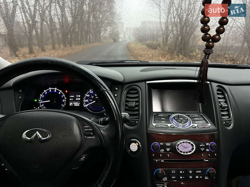 Внедорожник / Кроссовер Infiniti QX50 2017 в Краснограде фото 40 Внедорожник / Кроссовер Infiniti QX50 2017 в Краснограде
