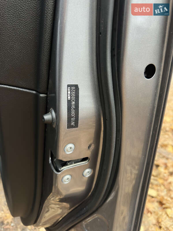 Внедорожник / Кроссовер Infiniti QX50 2017 в Краснограде фото 44 Внедорожник / Кроссовер Infiniti QX50 2017 в Краснограде