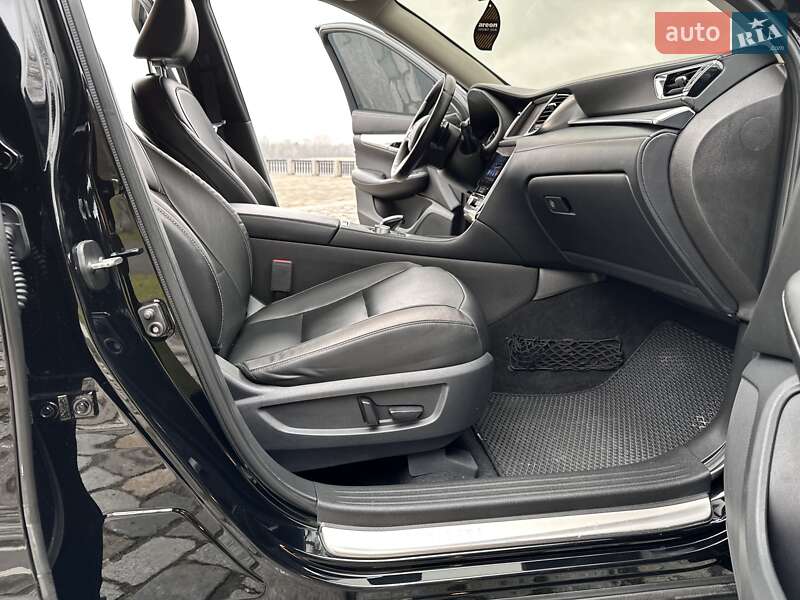 Внедорожник / Кроссовер Infiniti QX50 2019 в Киеве