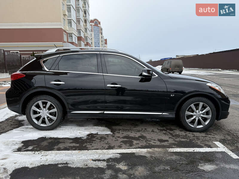 Позашляховик / Кросовер Infiniti QX50 2017 в Умані