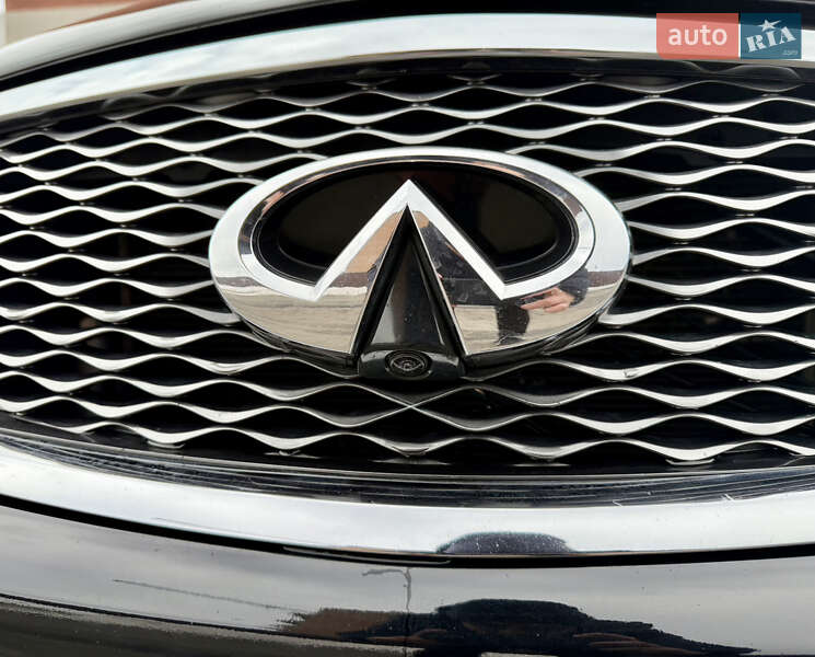 Позашляховик / Кросовер Infiniti QX50 2017 в Умані